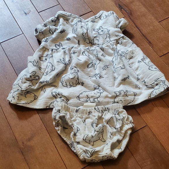 Bunny dress 🐰 🐇 - Picture 2 of 6